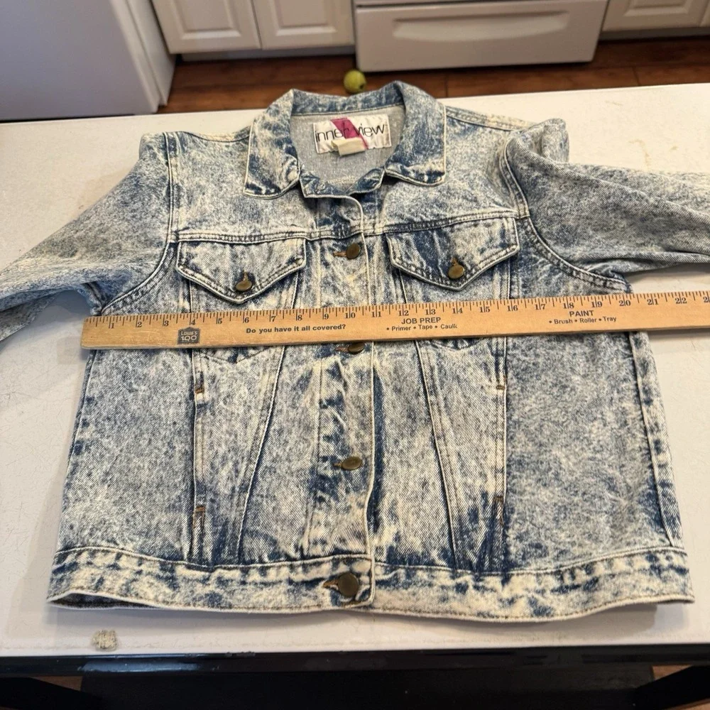 Vintage Acid Wash Denim Jean Jacket Women's M  Size Medium Rose‎ Floral Embossed